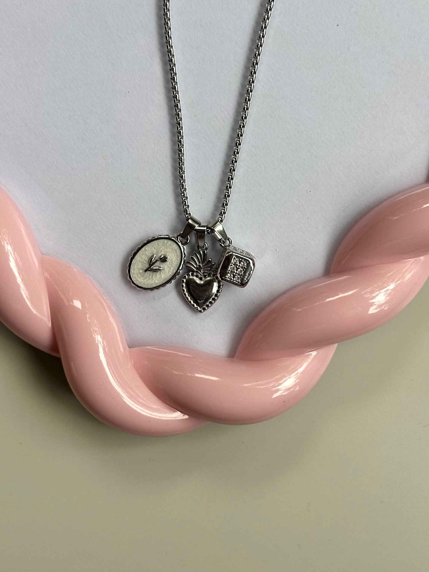 Collana Elegante