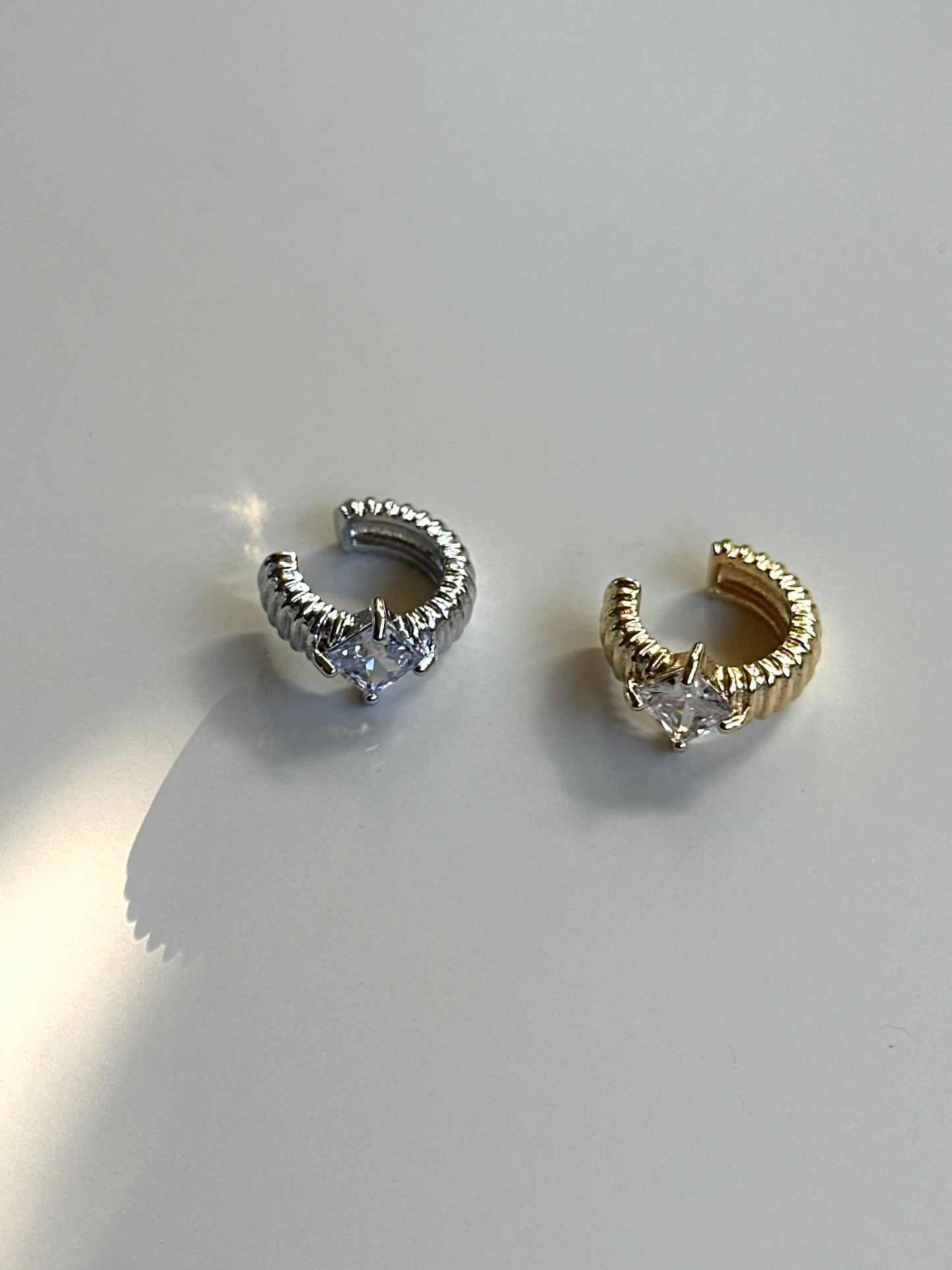 Ear-Cuff Luce