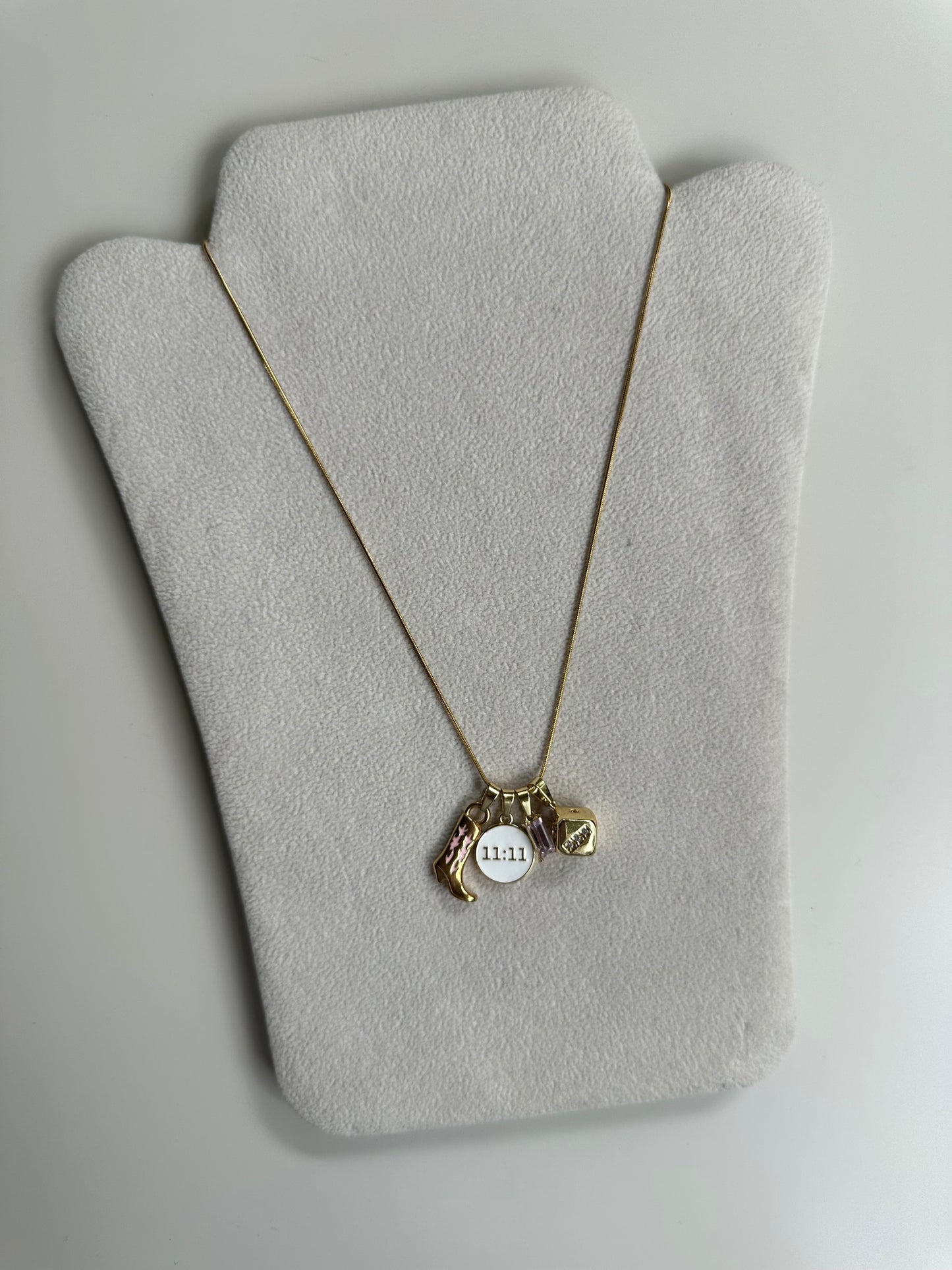 Collana Tina
