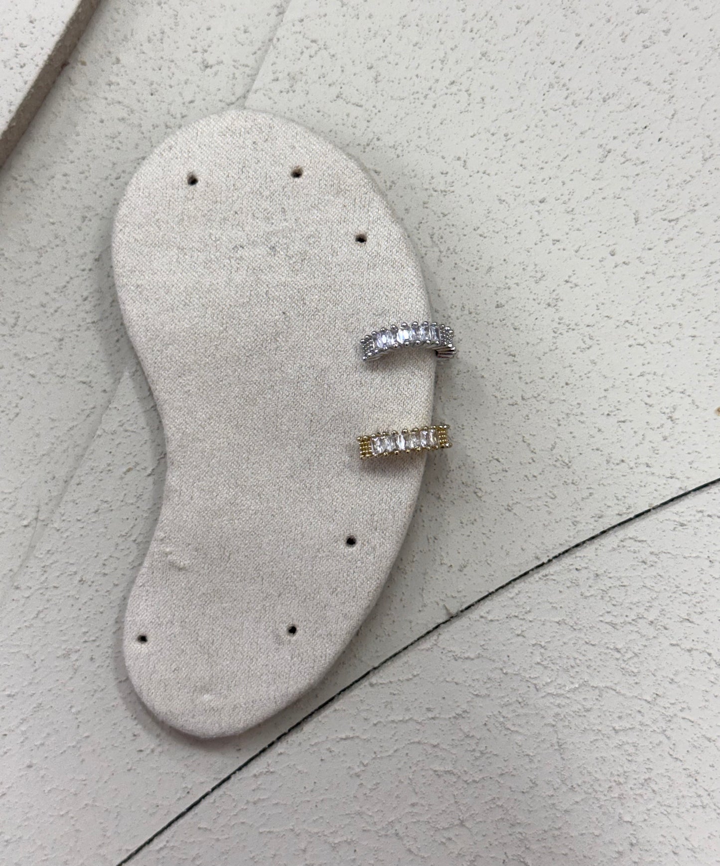 Ear-Cuff Baguette