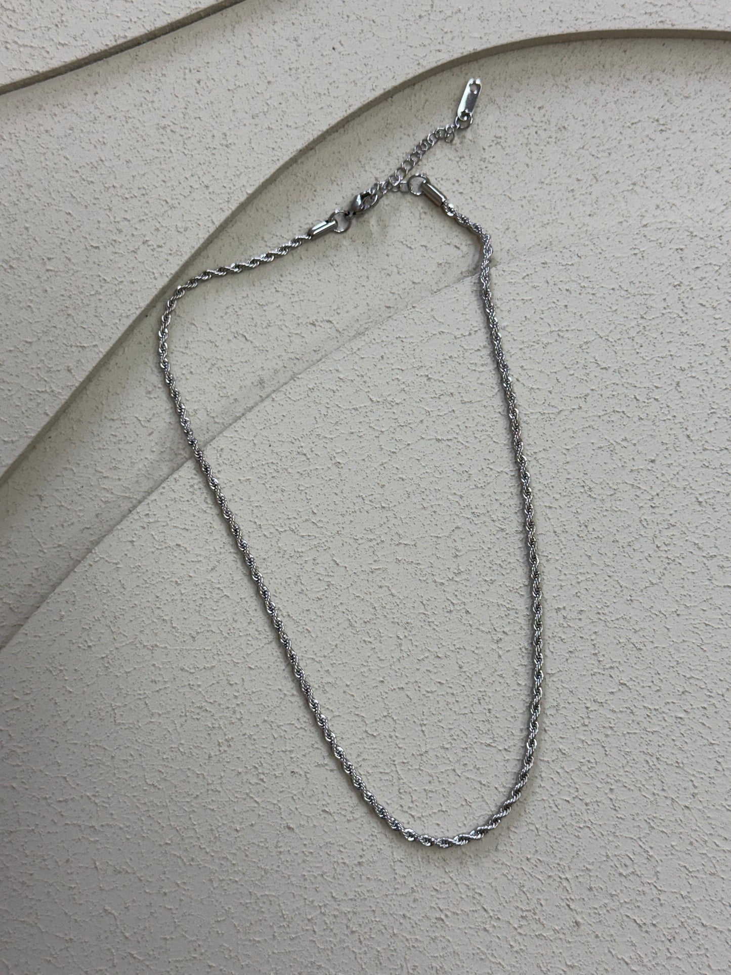 Collana Essential