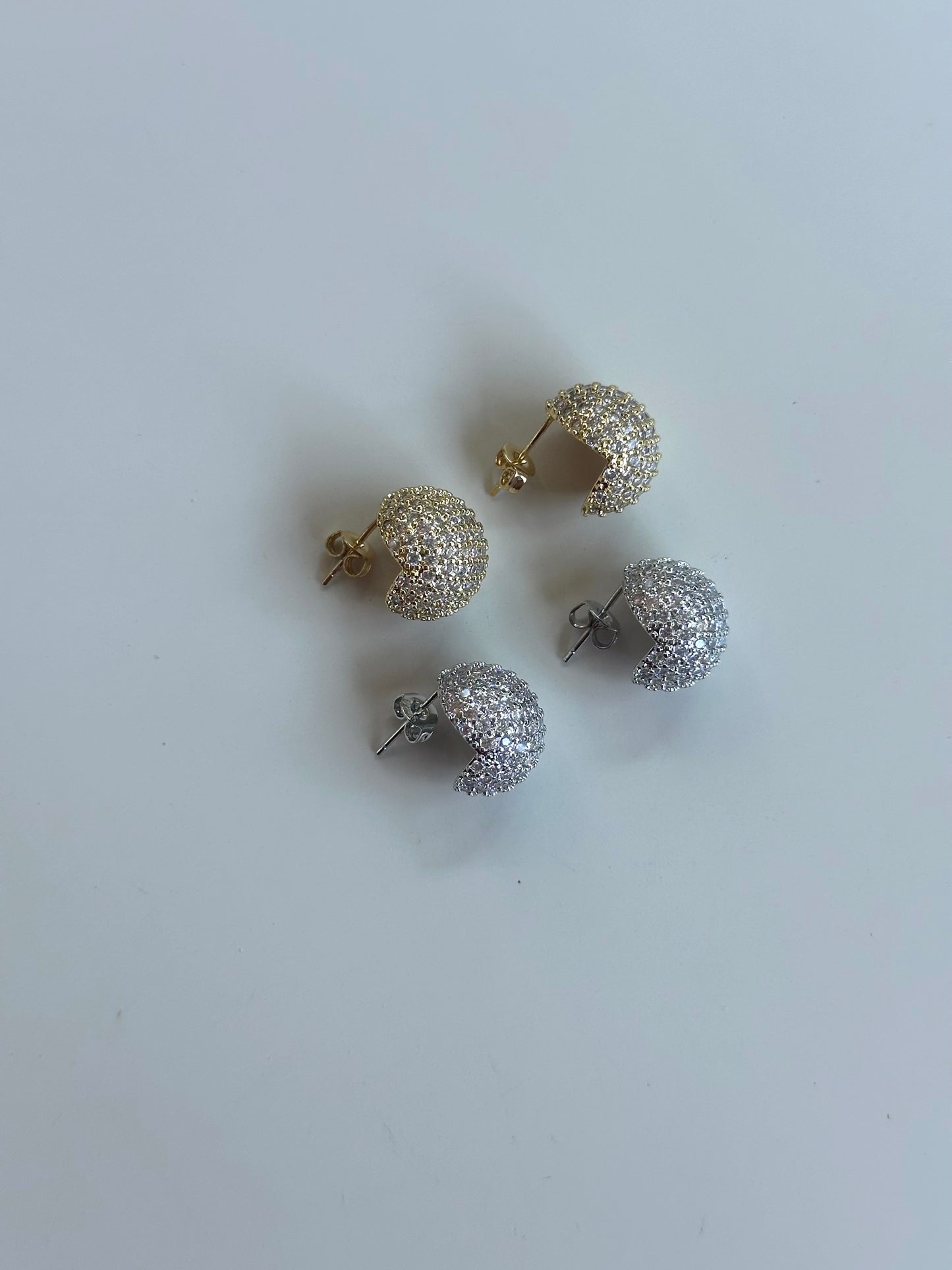 Orecchini Borchia Pavè