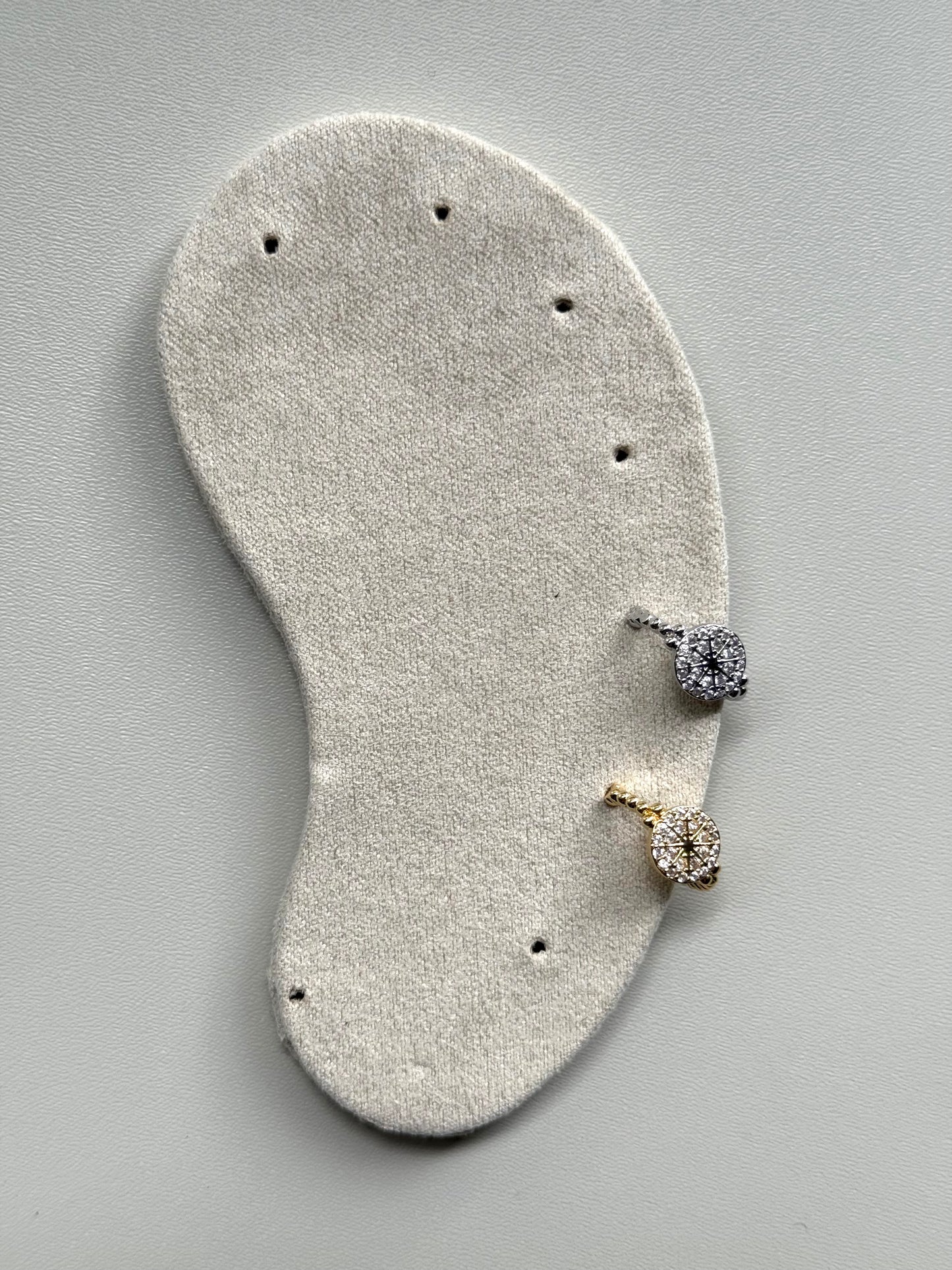 Ear-Cuff Galaxy