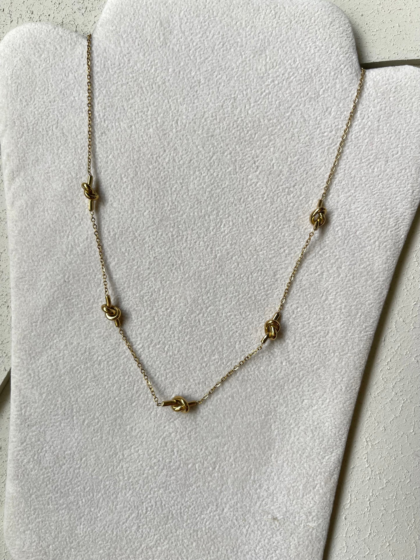 Collana Spine