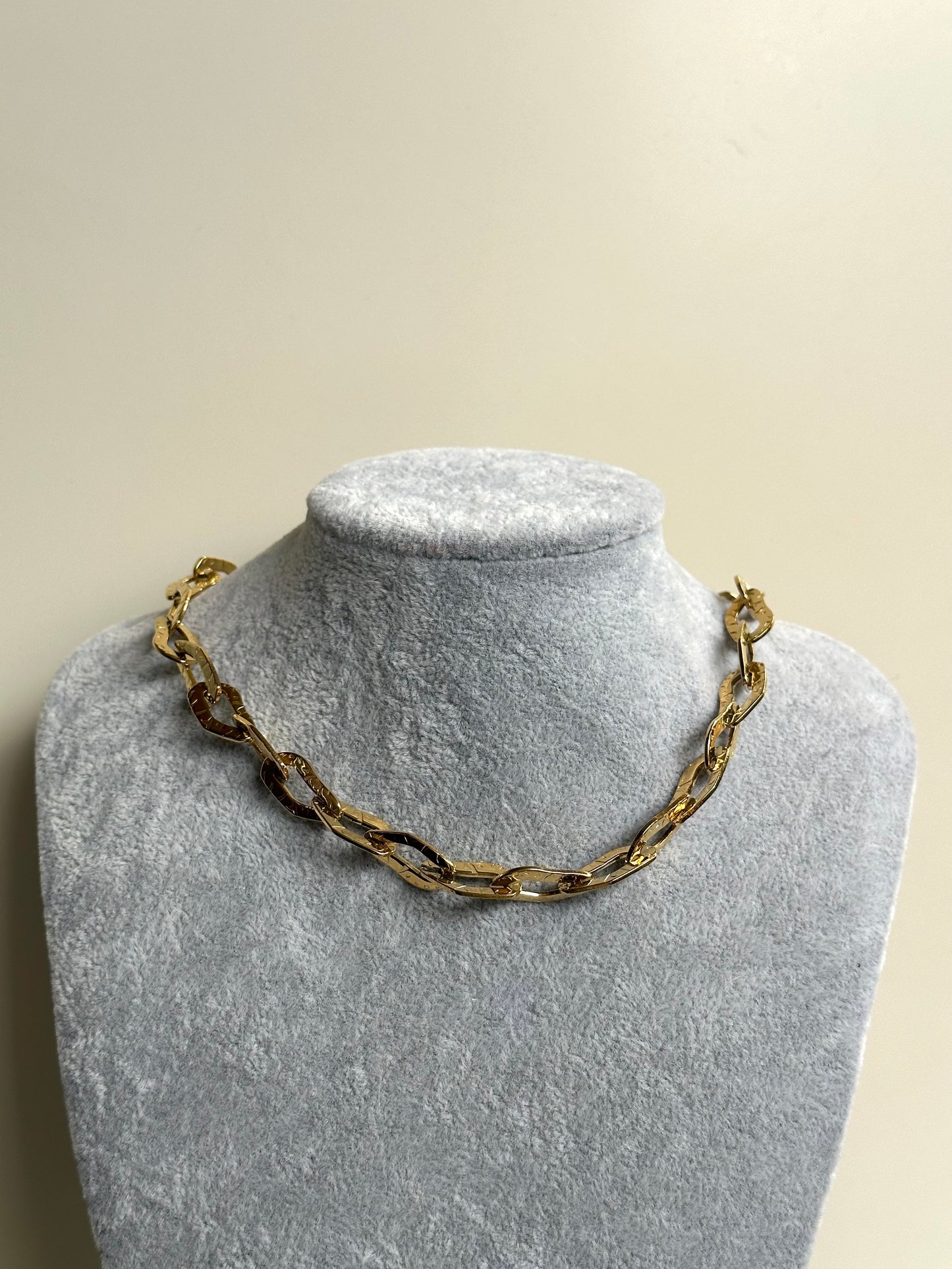 Collana Ricamata