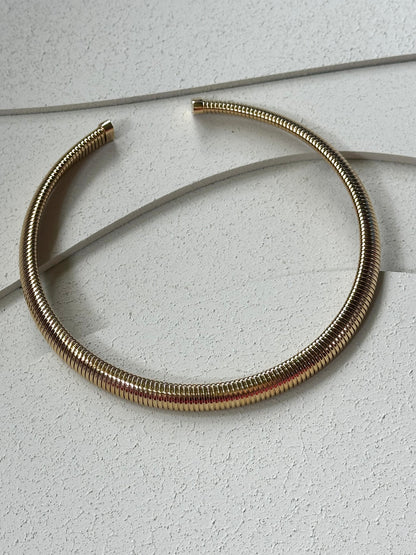 Collana Girocollo Rigida